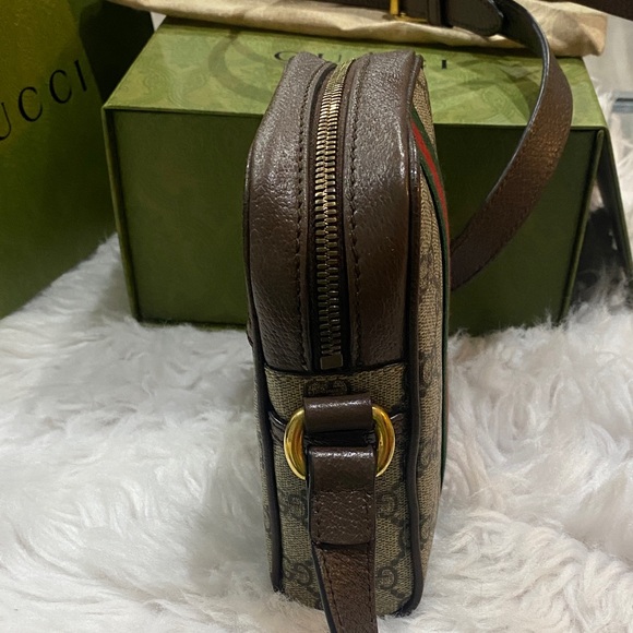 Gucci Beige Belt Bag with Green and Red Stripe - Picture 10 of 10